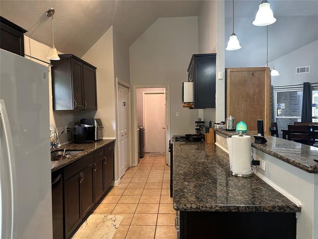 8730 Pines Place Dr, House other with 3 bedrooms, 2 bathrooms and 2 parking in Humble TX | Image 7