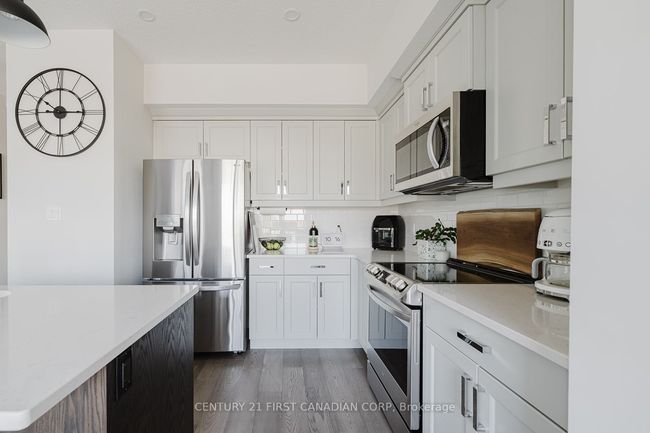 9 - 601 Lions Park Dr, Condo with 3 bedrooms, 4 bathrooms and 1 parking in Mount Brydges ON | Image 12