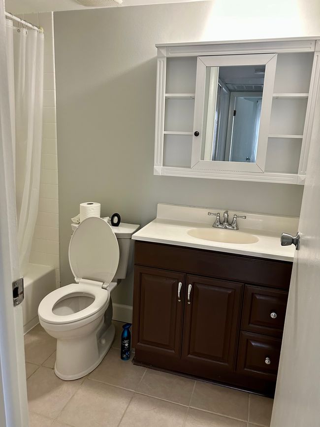 APT-1310 - 5231 James Ln, Condo with 2 bedrooms, 2 bathrooms and 2 parking in Crestwood IL | Image 16