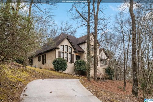 153 Kings Crest Ln, PELHAM, AL, 35124-2804 | Card Image