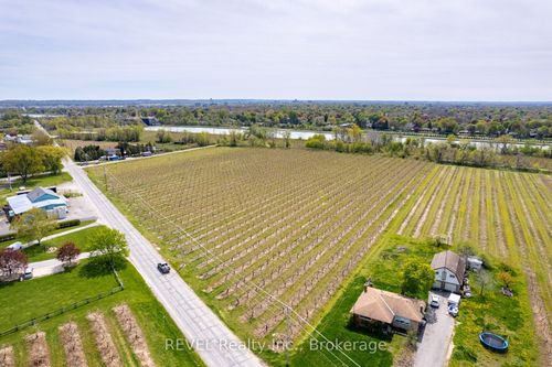 160 Read Road, St Catharines, ON, L2R7K6 | Card Image