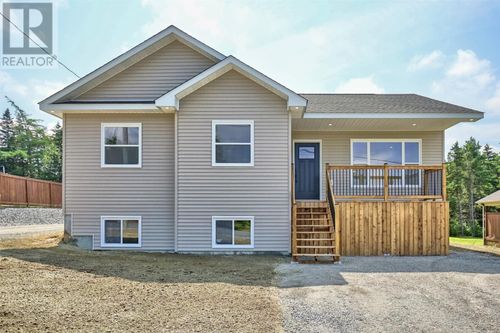 18 Old Cart Rd, South River, NL, A0A | Card Image