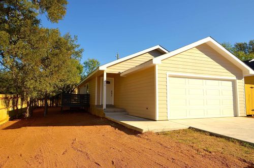 1517 Navajo Trl, Kingsland, TX, 78639-9624 | Card Image