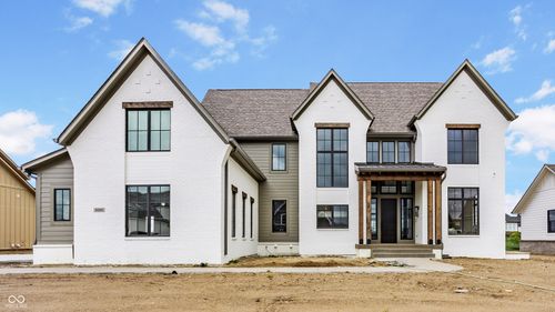 8082 Abington Way, Zionsville, IN, 46077-7954 | Card Image