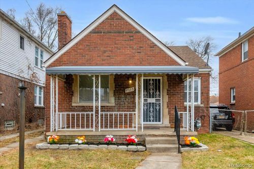 8603 Whitcomb St, Detroit, MI, 48228-5703 | Card Image