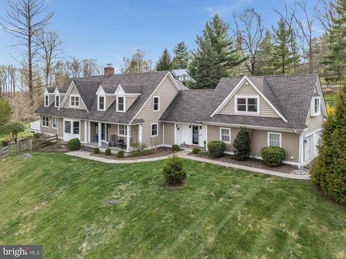 21 Fox Grape Rd, Flemington, NJ, 08822-4011 | Card Image