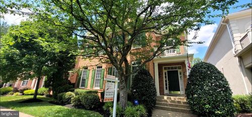 10095 Mccarty Crest Ct, FAIRFAX, VA, 22030-2420 | Card Image