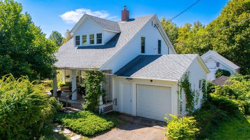 32 Kent Ave, Wolfville, NS, B4P1V1 | Card Image