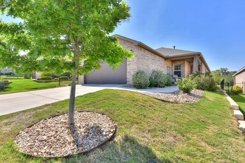 705 Kitty Hawk Rd, Georgetown, TX, 78633-2317 | Card Image