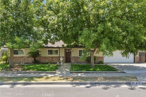 417 E Magnolia Ave, Hanford, CA, 93230-1433 | Card Image