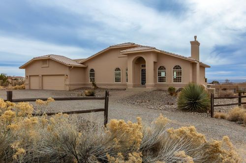 11200 Richfield Ave Ne, Albuquerque, NM, 87122-4138 | Card Image