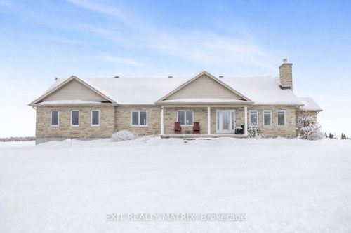 3139 Birchgrove Road, Orleans - Cumberland and Area, ON, K4C1E5 | Card Image