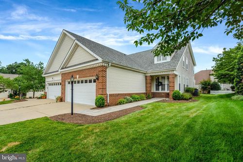 13986 Chelmsford Dr, GAINESVILLE, VA, 20155-3110 | Card Image
