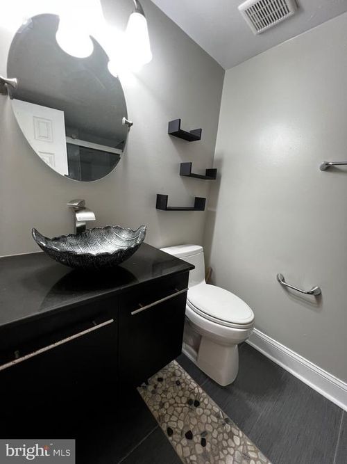 apt-101-6964 Hanover Pkwy, GREENBELT, MD, 20770-2201 | Card Image