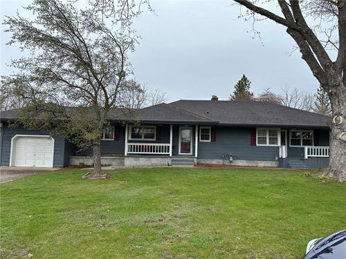 332 Pleasant Ave, Ellsworth, WI, 54011-9155 | Card Image