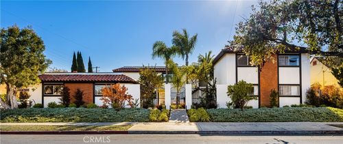 c-201 E 16th St, Costa Mesa, CA, 92627-3813 | Card Image