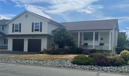 3220 Moorfield Rd, Duncan, BC, V9L4A9 | Card Image