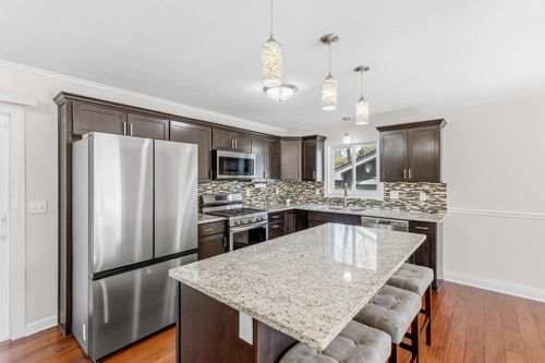 6500 Annapolis Ln N, Maple Grove, MN, 55311-3614 | Card Image