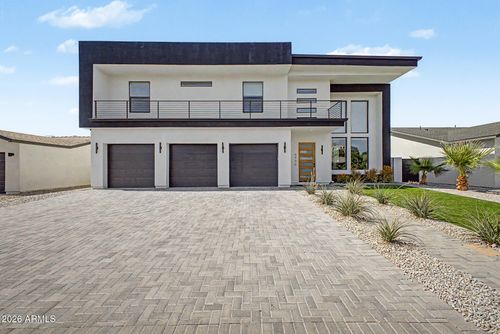 6730 E 1st Ave, Scottsdale, AZ, 85251-5208 | Card Image
