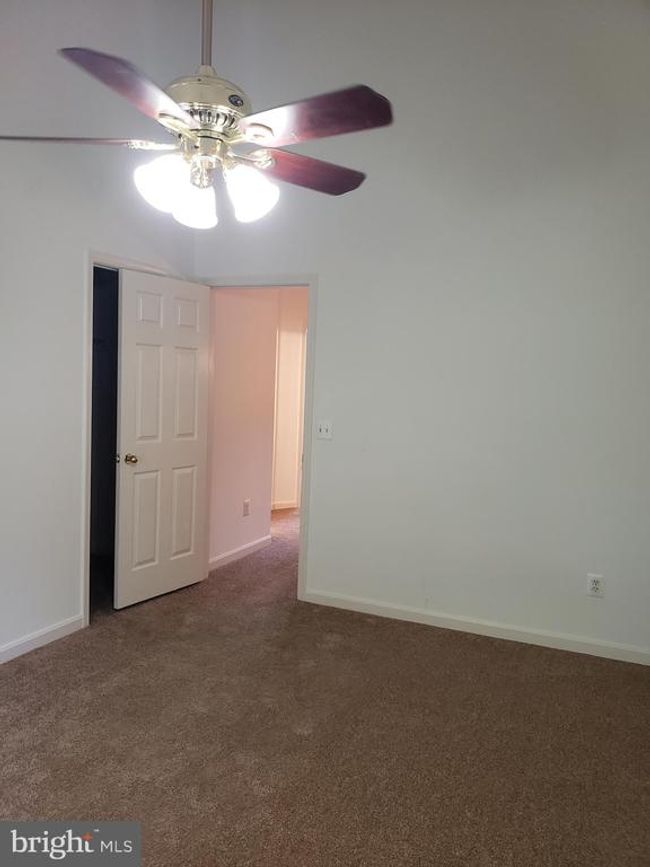 9426 Silver Meteor Ct, Townhouse with 3 bedrooms, 4 bathrooms and null parking in MANASSAS PARK VA | Image 30