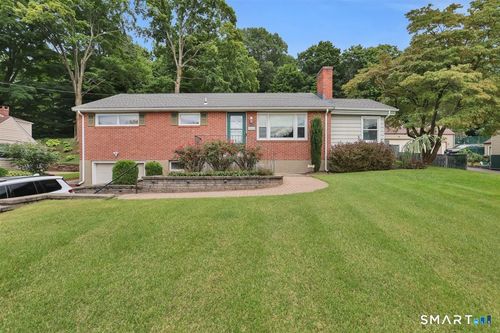 568 Old Main St, Rocky Hill, CT, 06067-1512 | Card Image