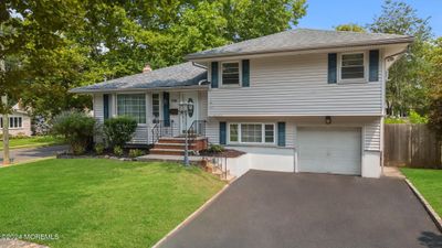 755 Dianne Court, House other with 4 bedrooms, 2 bathrooms and null parking in Rahway NJ | Image 2