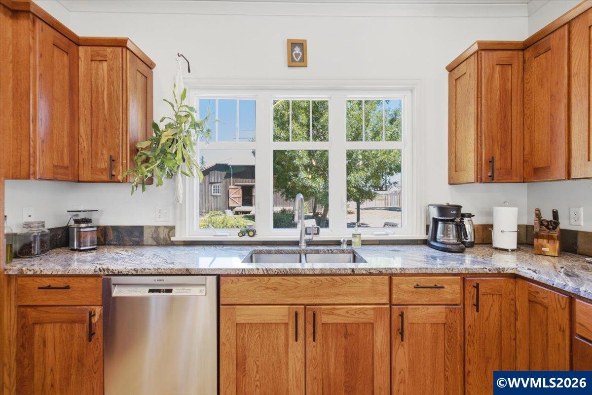 Residential in Amity 2