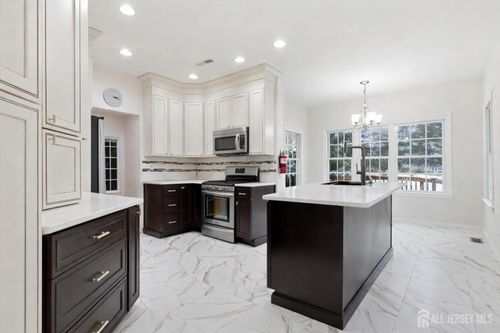 15 Afton Blvd, Monroe, NJ, 08831-5109 | Card Image