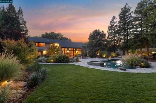 350 Pine Creek Rd, Walnut Creek, CA, 94598-5132 | Card Image