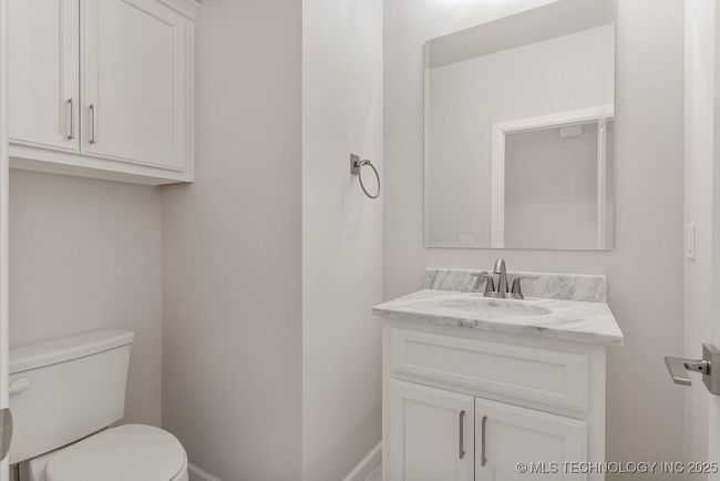 12662 S Irvington Ave, House other with 3 bedrooms, 3 bathrooms and null parking in Bixby OK | Image 11