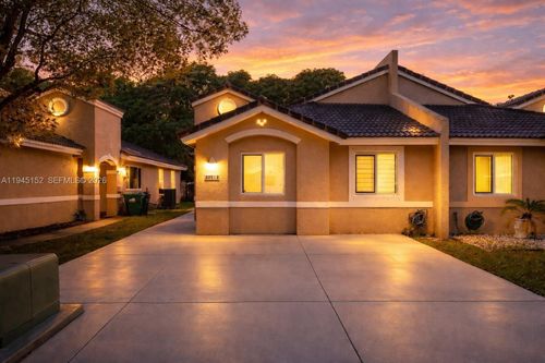 20512 Sw 93rd Ave, Cutler Bay, FL, 33189-3219 | Card Image