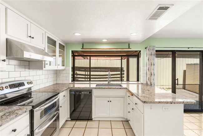 31 Pebblewood Pines Dr, House other with 3 bedrooms, 3 bathrooms and 2 parking in Chico CA | Image 10