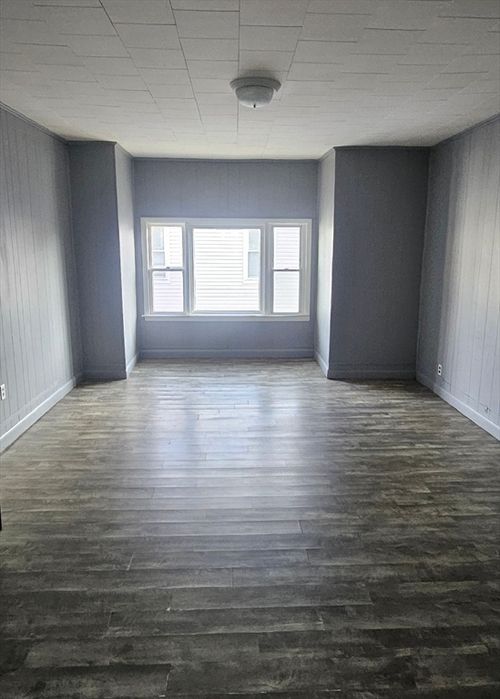 3-111 Covel St, Fall River, MA, 02723 | Card Image