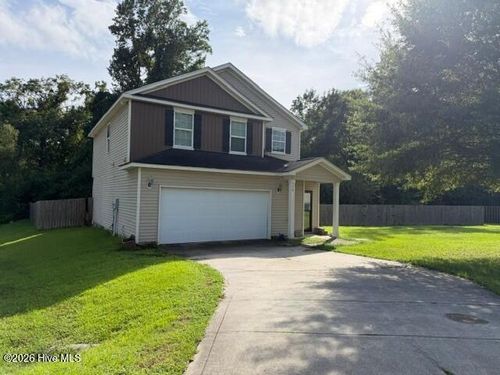 528 Shelmore Ln, Jacksonville, NC, 28540-3209 | Card Image