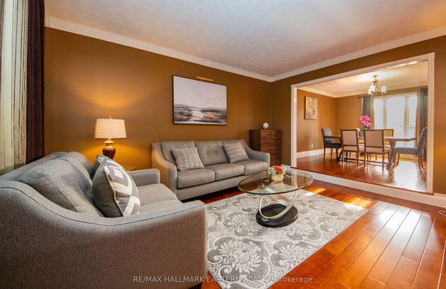 1740 Waddell Ave, House other with 4 bedrooms, 5 bathrooms and 4 parking in Peterborough ON | Image 11