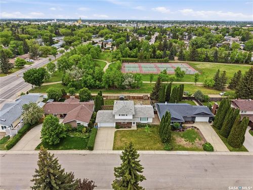 86 Duncan Cres, Saskatoon, SK, S7H4K4 | Card Image