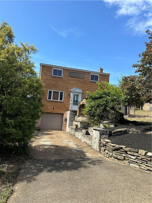 409 Cherrywood Dr, Pittsburgh, PA, 15214-1456 | Card Image