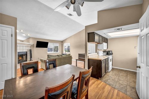 unit-203-5419 Centurion Ct, Las Vegas, NV, 89122-0212 | Card Image