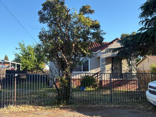 133 Joseph Rd, Manteca, CA, 95336-3107 | Card Image