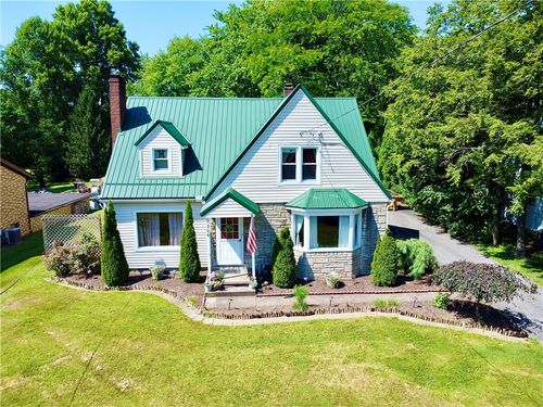 306 W Meyer Ave, New Castle, PA, 16105-1919 | Card Image