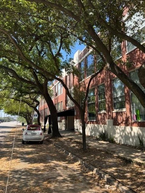 apt-101-1312 Live Oak St, Houston, TX, 77003-4434 | Card Image