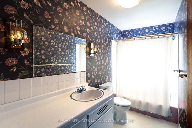 77 Kyle Dr, House other with 4 bedrooms, 3 bathrooms and 3 parking in South Dundas ON | Image 20