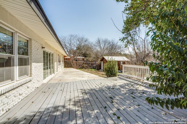 124 Herweck Dr, House other with 4 bedrooms, 3 bathrooms and null parking in Castle Hills TX | Image 40