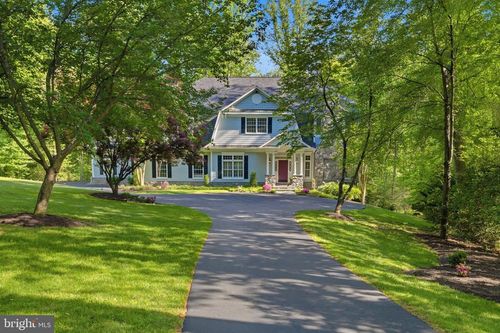 1133 Springvale Rd, GREAT FALLS, VA, 22066-1734 | Card Image