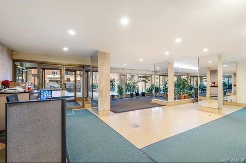 apt-4u-52 39th Dr, Woodside, NY, 11377-4037 | Card Image