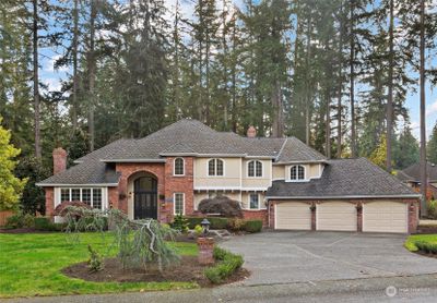 Welcome home! Stunning curb appeal | Image 1