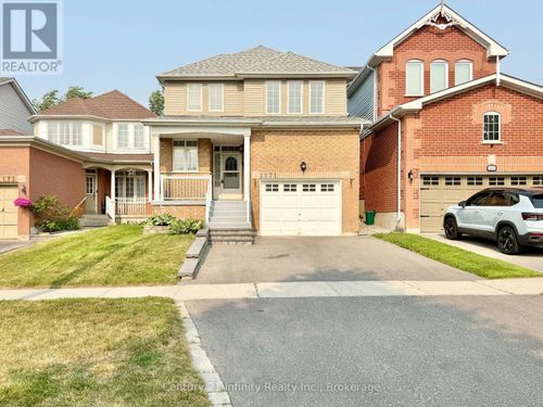 1171 Springbank Dr, Oshawa, ON, L1K2L2 | Card Image
