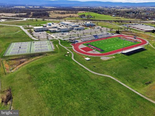 233 Union Ridge Dr, CHARLES TOWN, WV, 25414-5682 | Card Image