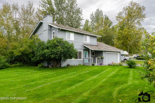 7535 E Woodview Way, Palmer, AK, 99645-8935 | Card Image