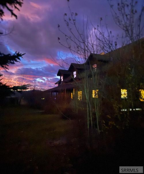 8640 S 500 W, Victor, ID, 83455-4666 | Card Image